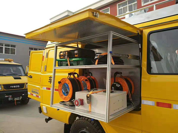 南京奧民斯特新型依維柯防汛搶險車助陣2019春季防汛